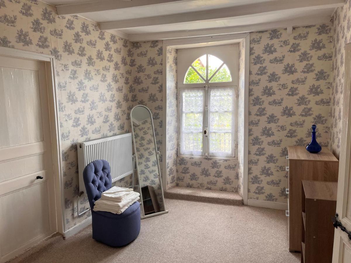 La Maison Du Passeur Availles-Limouzine Esterno foto